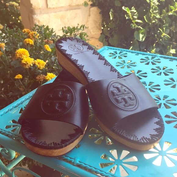 Tory Burch Shoes - NWOB Tory Burch Patti 35mm Wood Leather Sandal 6.5